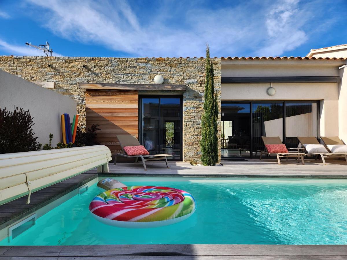 Villa Home Holiday A Cala Rossa Lecci Exterior foto